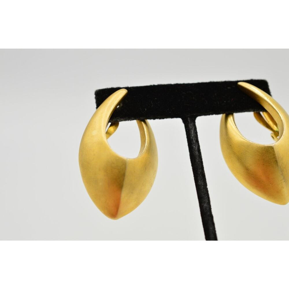 Givenchy Vintage Clip On Earrings Brushed Gold Chunky Runway Signed 1980s BinH - Picture 8 of 12
